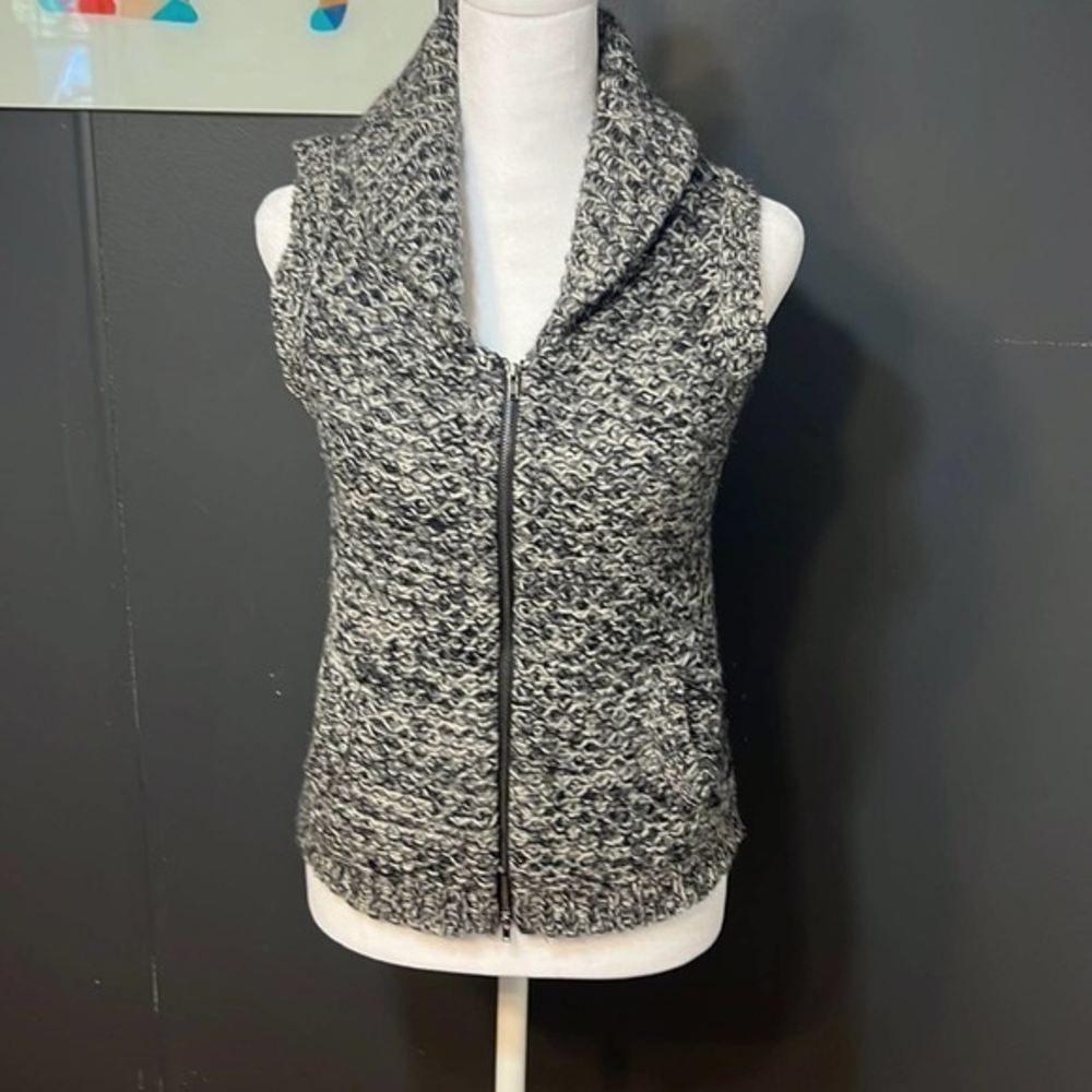 Eileen Fisher yak and‎ merino wool women’s vest